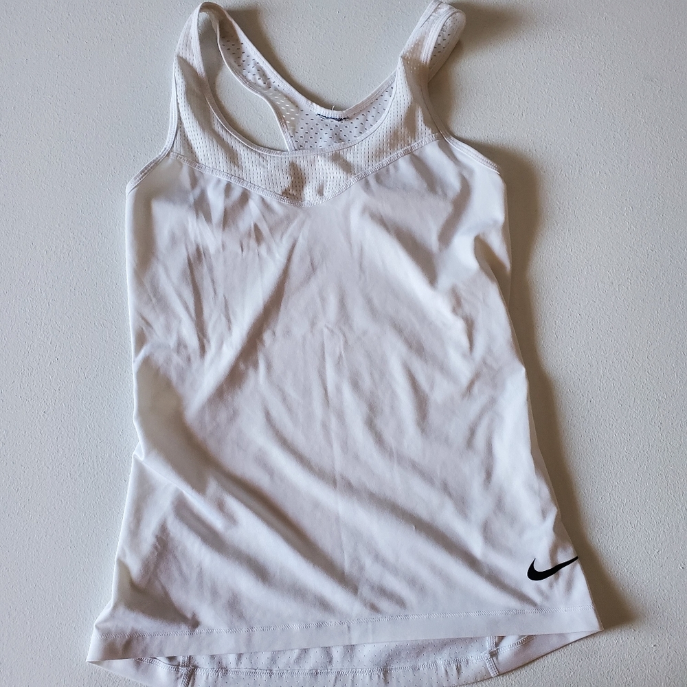 Nike Dry-fit tank